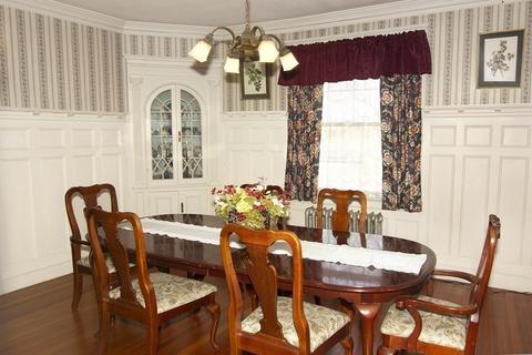 87 Maplewood Ter, Springfield, MA 01108 photo 16
