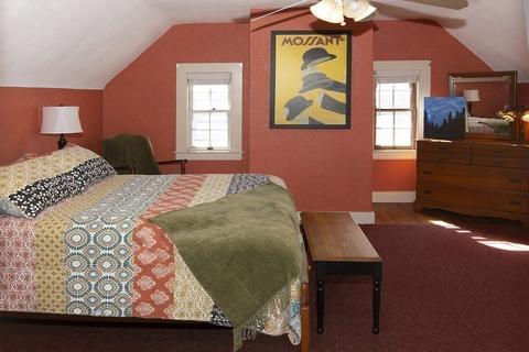 87 Maplewood Ter, Springfield, MA 01108 photo 30