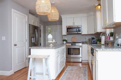 77 Maple St, Douglas, MA 01516 photo 12