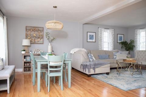77 Maple St, Douglas, MA 01516 photo 9