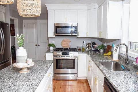 77 Maple St, Douglas, MA 01516 photo 10