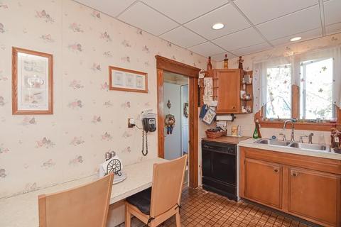 473 Madison St, Fall River, MA 02720 photo 17