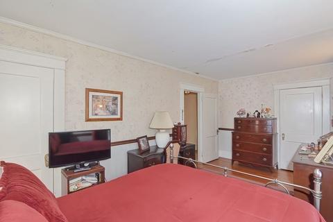 473 Madison St, Fall River, MA 02720 photo 26