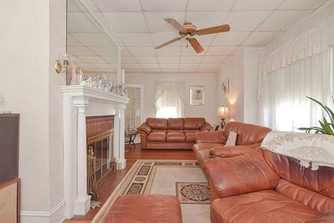 473 Madison St, Fall River, MA 02720 photo 9