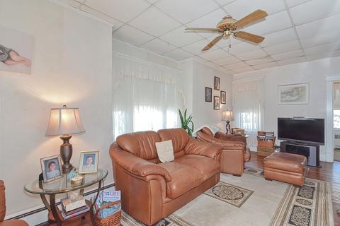 473 Madison St, Fall River, MA 02720 photo 11