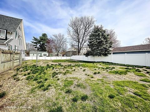 97 Rowland St, Springfield, MA 01107 photo 27