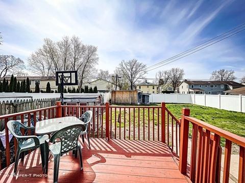 97 Rowland St, Springfield, MA 01107 photo 28