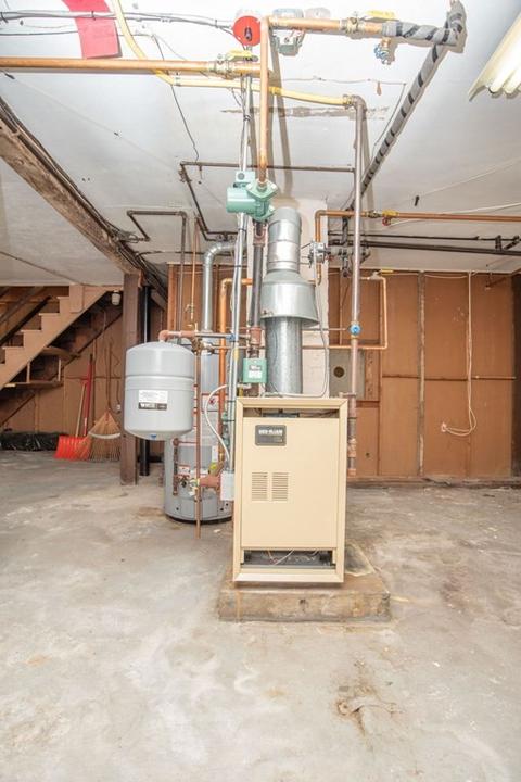 22 Eaton St, Fall River, MA 02723 photo 39