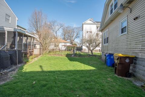 22 Eaton St, Fall River, MA 02723 photo 5