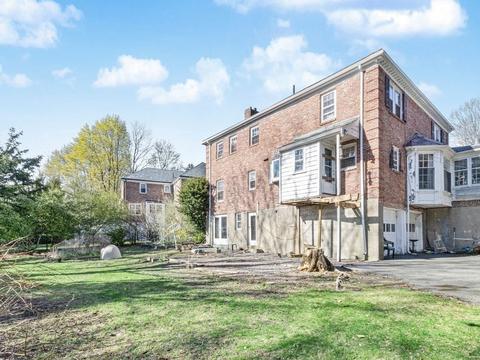 161 Willard Rd, Brookline, MA 02445 photo 2
