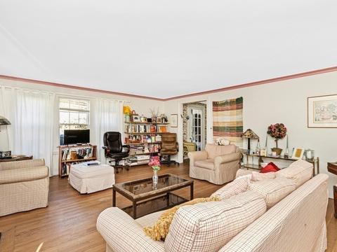 161 Willard Rd, Brookline, MA 02445 photo 4