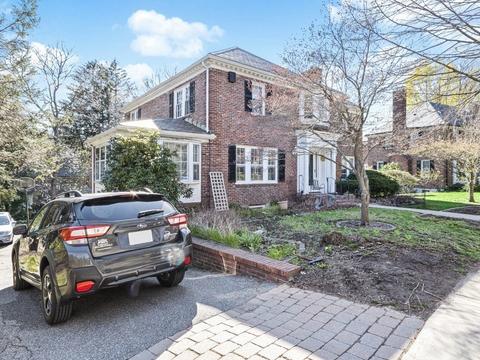 161 Willard Rd, Brookline, MA 02445 photo 35