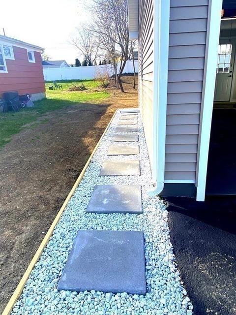 21 Crystal St, Webster, MA 01570 photo 32