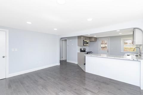 3 Spring St, Spencer, MA 01562 photo 9