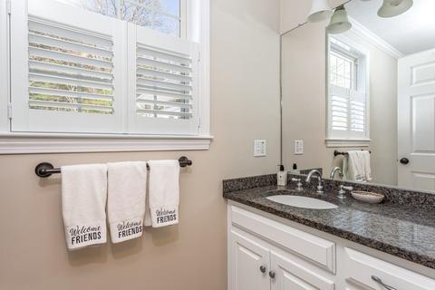 4 Griffin Rd, Franklin, MA 02038 photo 12