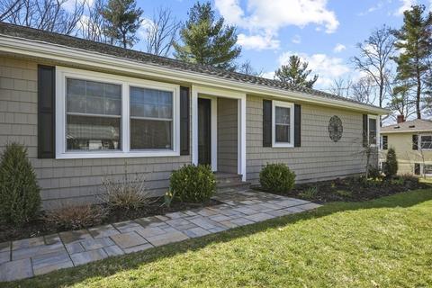 18 Skyview Ln, Webster, MA 01570 photo 3