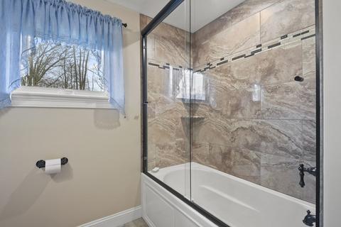18 Skyview Ln, Webster, MA 01570 photo 14