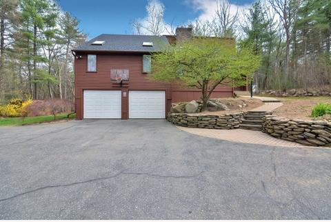 70 Hartford Ave S, Upton, MA 01568 photo 1