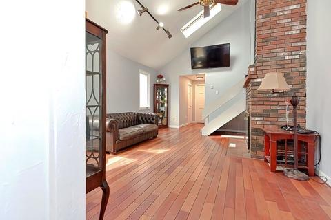 70 Hartford Ave S, Upton, MA 01568 photo 12