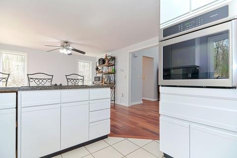 70 Hartford Ave S, Upton, MA 01568 photo 4