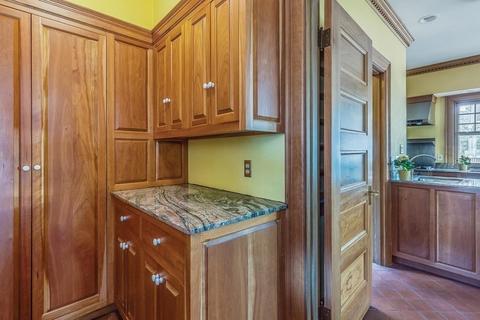 135 Aspinwall Ave, Brookline, MA 02446 photo 13