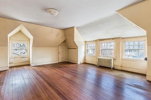 135 Aspinwall Ave, Brookline, MA 02446 photo 23