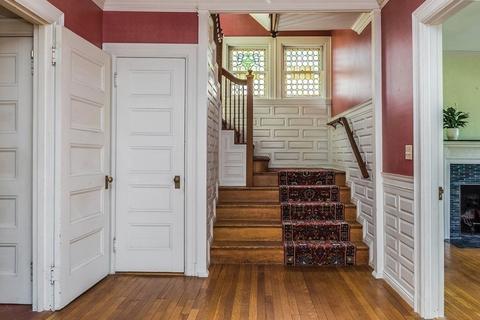 135 Aspinwall Ave, Brookline, MA 02446 photo 14