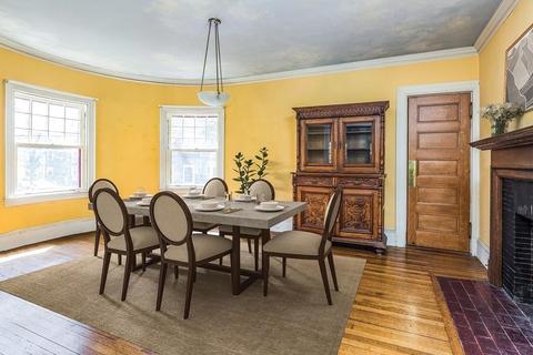 135 Aspinwall Ave, Brookline, MA 02446 photo 8