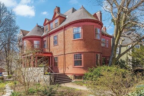 135 Aspinwall Ave, Brookline, MA 02446 photo 2