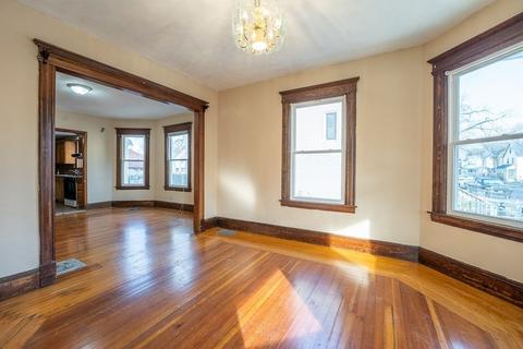 215 White St, Springfield, MA 01108 photo 14
