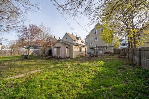 215 White St, Springfield, MA 01108 photo 33