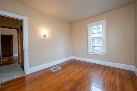 215 White St, Springfield, MA 01108 photo 24