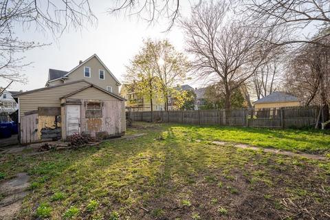 215 White St, Springfield, MA 01108 photo 31