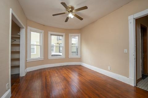 215 White St, Springfield, MA 01108 photo 18