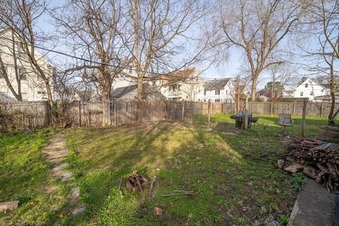 215 White St, Springfield, MA 01108 photo 30
