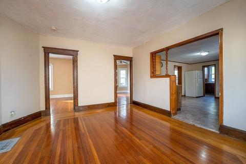 215 White St, Springfield, MA 01108 photo 11