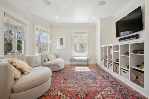 8 Morton Ter, Milton, MA 02186 photo 5
