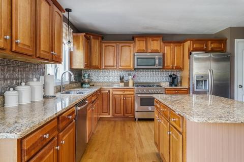 3 Willow Cir, Easthampton, MA 01027 photo 15