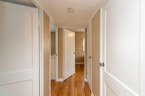 20 Pace Rd, Saugus, MA 01906 photo 9