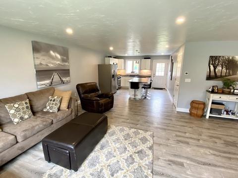 8 Mill St #B, Wareham, MA 02576 photo 3