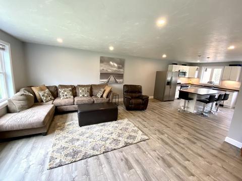 8 Mill St #B, Wareham, MA 02576 photo 2