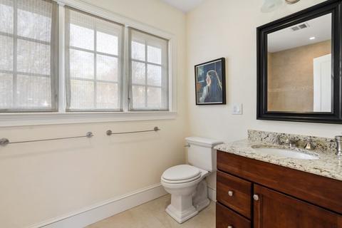 36 Druce St, Brookline, MA 02445 photo 27