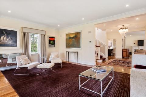 36 Druce St, Brookline, MA 02445 photo 14