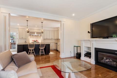 36 Druce St, Brookline, MA 02445 photo 11