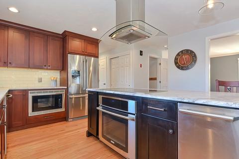 96 Fowler St, Upton, MA 01568 photo 6