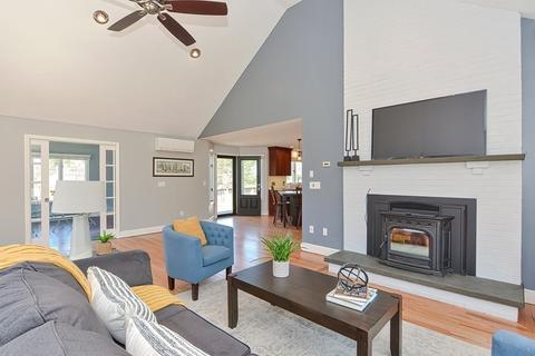 96 Fowler St, Upton, MA 01568 photo 10
