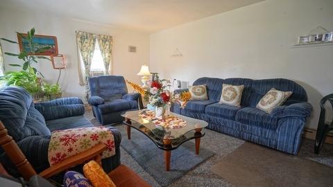 58 Rollins St, Springfield, MA 01109 photo 4