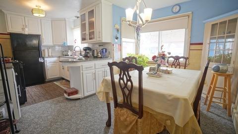 58 Rollins St, Springfield, MA 01109 photo 9
