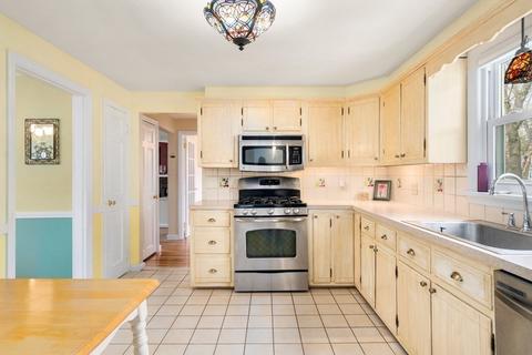 356 Common St, Walpole, MA 02081 photo 3