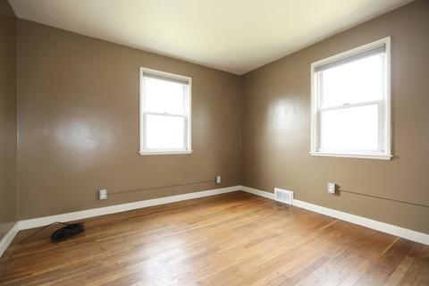 54 Amore Rd, Springfield, MA 01109 photo 10